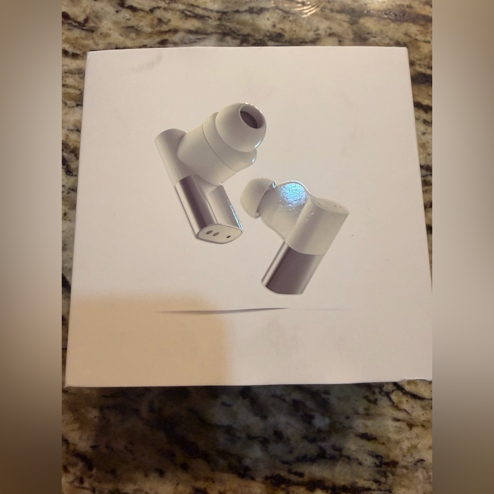 Status Between 3ANC Wireless earbuds IPX5 Hybrid noise canceling